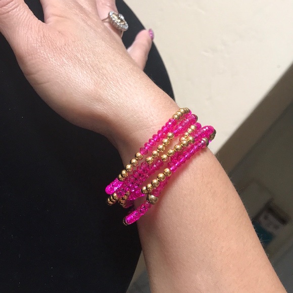 🌺 5 Handmade Bracelets - Picture 2 of 6